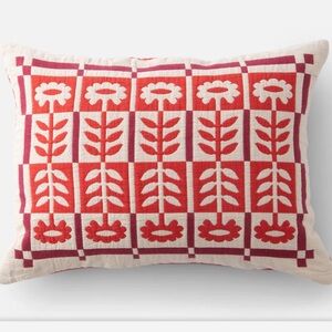 Schoolhouse Stillwater floral orange/ pink pillow sham x 1